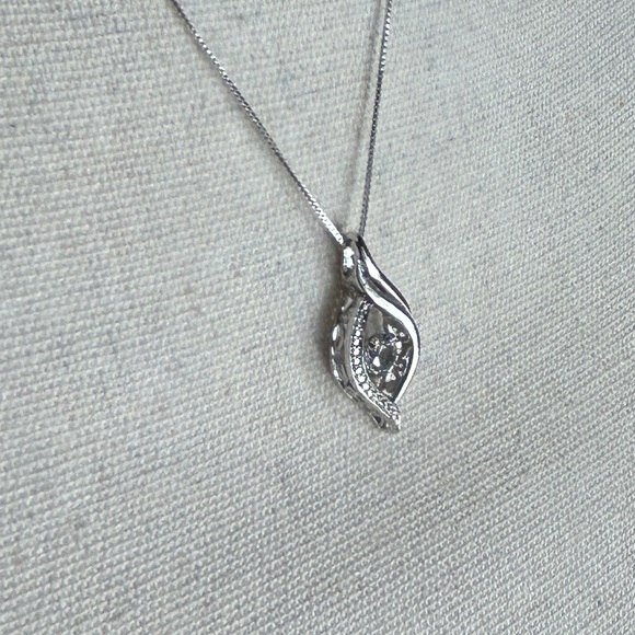 925 Silver Crystal Pendant Necklace Infinity Symbol Teardrop/Eye Shape 18" Chain - Picture 4 of 16